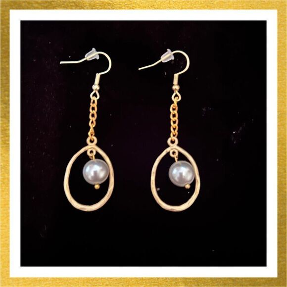3/$20 Hand Crafted BEADED Dangle HANDMADE Gold EARRINGS Genuine FRESHWATER PEARL - Picture 1 of 1